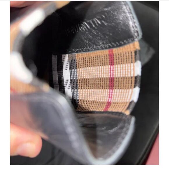 Burberry Black Women's Boots brand new with box size 5 - Picture 8 of 8